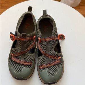 Chaco Outcross‎ 2 kids Water Shoes Size 4,Kids Chacos shoes water shoes